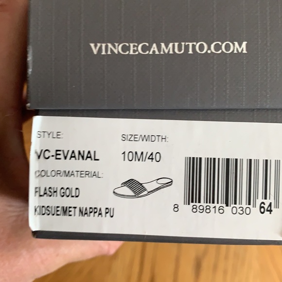 Vince Camtuo sandals size 10 never worn Gold flash - Picture 4 of 4